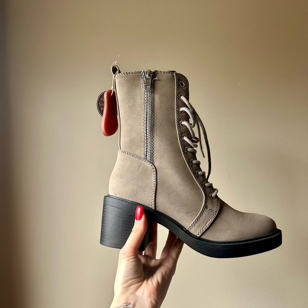 MIA Heeled Combat Boots - Picture 4 of 6